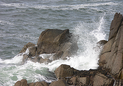 rocks and waves 333